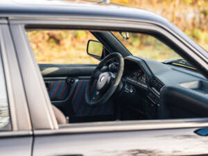 Image 16/50 of BMW M3 Sport Evo (1990)