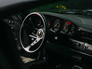 Imagen 62/95 de Porsche 911 Turbo 3.3 (1991)