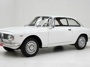 Imagen 1/15 de Alfa Romeo Giulia 1600 Sprint GT (1966)