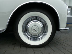 Bild 33/33 von Mercedes-Benz 300 Sc Cabriolet A (1957)