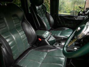 Image 19/50 de Land Rover Defender 110 Works V8 (2011)