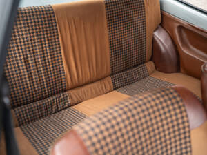 Image 35/36 of Ford Fiesta (1977)