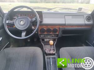 Bild 10/10 von Alfa Romeo Alfetta 2.0 (1981)