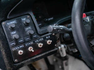 Image 16/37 de Ford Escort Group 4 Rally (1997)