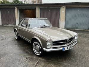 Pagoda 230 SL