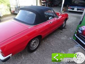 Bild 7/10 von Alfa Romeo 2000 Spider Veloce (1980)