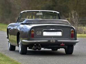 Bild 10/50 von Aston Martin DB 6 Vantage Volante (1969)