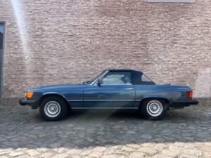 Afbeelding 3/146 van Mercedes-Benz 380 SL (1982)