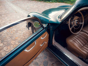 Image 33/80 of Porsche 356 A 1600 (1958)