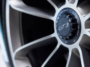 Bild 36/41 von Porsche 911 GT3 (2018)