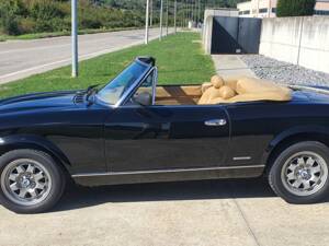 Imagen 2/35 de FIAT 124 Pininfarina Spidereuropa (1984)