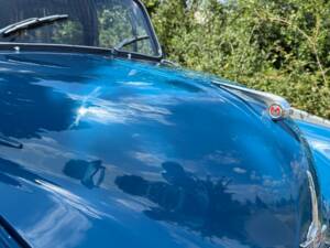 Immagine 9/22 di Morris Minor 1000 Traveller (1970)