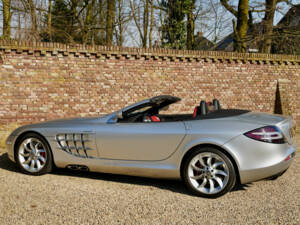 Image 20/50 of Mercedes-Benz SLR McLaren (2009)