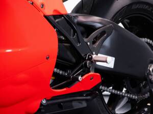 Image 35/50 of Ducati DUMMY (2008)