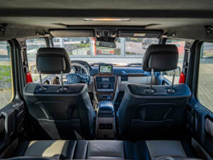 Image 31/33 of Mercedes-Benz G 500 (LWB) (2017)