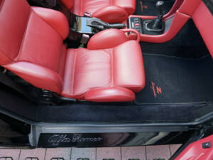 Image 42/50 of Alfa Romeo RZ (1993)