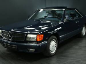 Image 2/63 de Mercedes-Benz 420 SEC (1990)