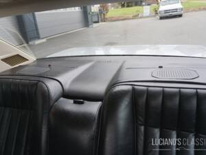Image 46/66 of FIAT 130 Coupé (1972)