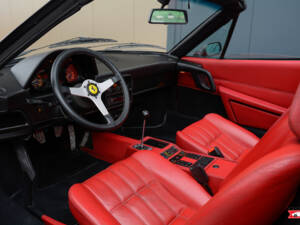 Afbeelding 11/34 van Ferrari 328 GTS (1986)