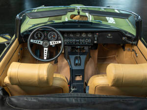 Imagen 23/28 de Jaguar E-Type V12 (1974)
