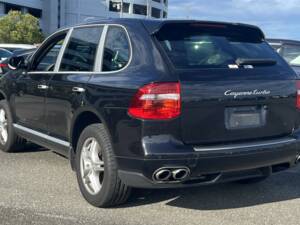 Image 3/30 of Porsche Cayenne Turbo (2007)