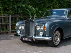 Image 9/34 de Rolls-Royce Silver Cloud III (1965)