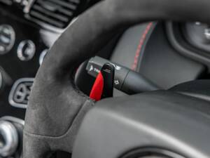 Bild 40/50 von Aston Martin DB 9 GT Volante (2016)