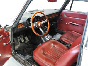 Bild 20/30 von Alfa Romeo Giulia 1300 GT Junior (1971)