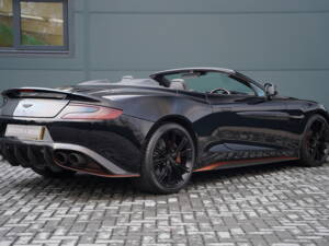 Image 5/50 of Aston Martin Vanquish S Volante (2018)