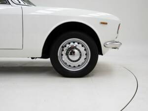 Imagen 10/15 de Alfa Romeo Giulia 1600 Sprint GT (1966)