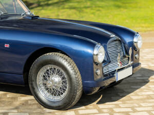 Image 23/50 of Aston Martin DB 2&#x2F;4 Mk I Vantage Convertible (1953)