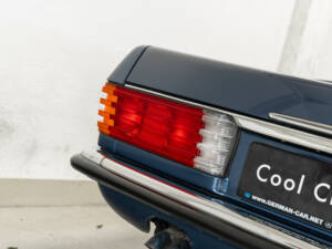 Image 32/40 of Mercedes-Benz 300 SL (1987)