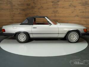 Image 5/7 of Mercedes-Benz 450 SL (1975)