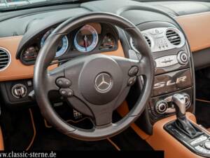 Afbeelding 13/15 van Mercedes-Benz SLR 722 S (2007)