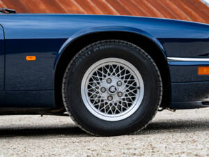 Image 38/38 of Jaguar XJS 4.0 (1995)