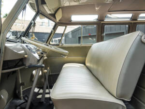 Bild 33/48 von Volkswagen T2 a&#x2F;b (1958)