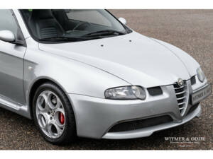 Image 11/31 of Alfa Romeo 147 3.2 GTA (2003)