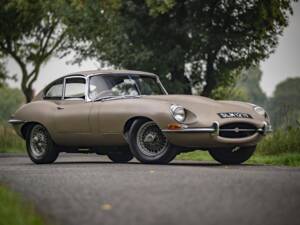 Imagen 1/9 de Jaguar E-Type (1967)