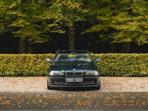 Imagen 14/78 de BMW 330Ci (2002)