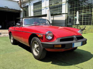 Image 7/40 of MG MGB (1979)