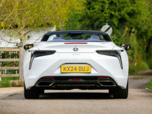 Immagine 7/49 di Lexus LC 500 (2024)