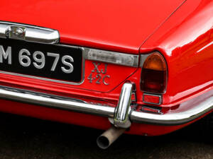 Image 33/40 de Jaguar XJ 6 C 4.2 (1977)