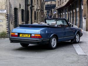 Image 17/34 of Saab 900 Turbo S 16V (1992)