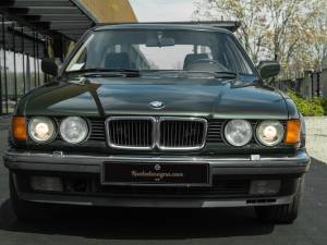 Immagine 7/34 di BMW 750iL (1989)
