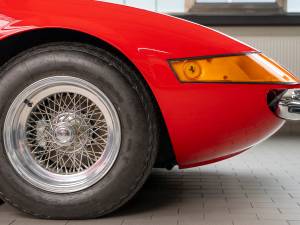 Image 11/25 of Ferrari 365 GTS&#x2F;4 Daytona (1970)
