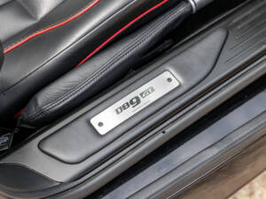 Bild 13/66 von Aston Martin DB 9 GT Volante (2016)