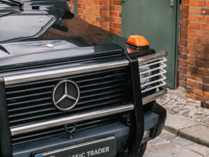 Bild 54/83 von Mercedes-Benz 300 GE (lang) (1990)