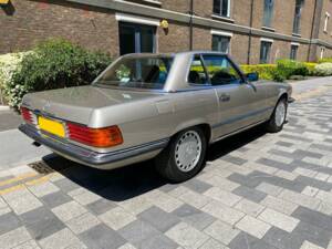 Imagen 6/50 de Mercedes-Benz 500 SL (1989)