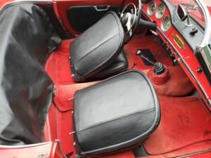 Image 34/65 of Alfa Romeo Giulietta Spider (1962)
