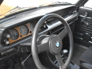 Image 18/52 of BMW 2002 tii (1975)
